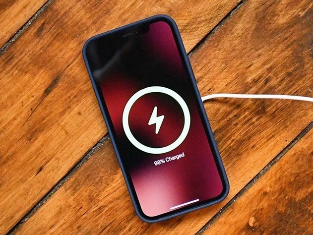 栾城苹果手机维修分享iPhone 12可以随便充电吗 